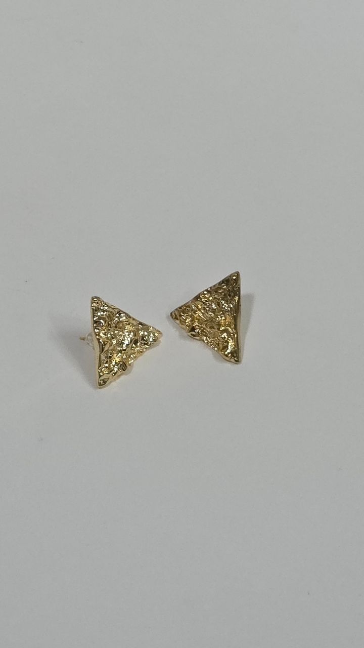 أقراط المثلث الذهبي 1005